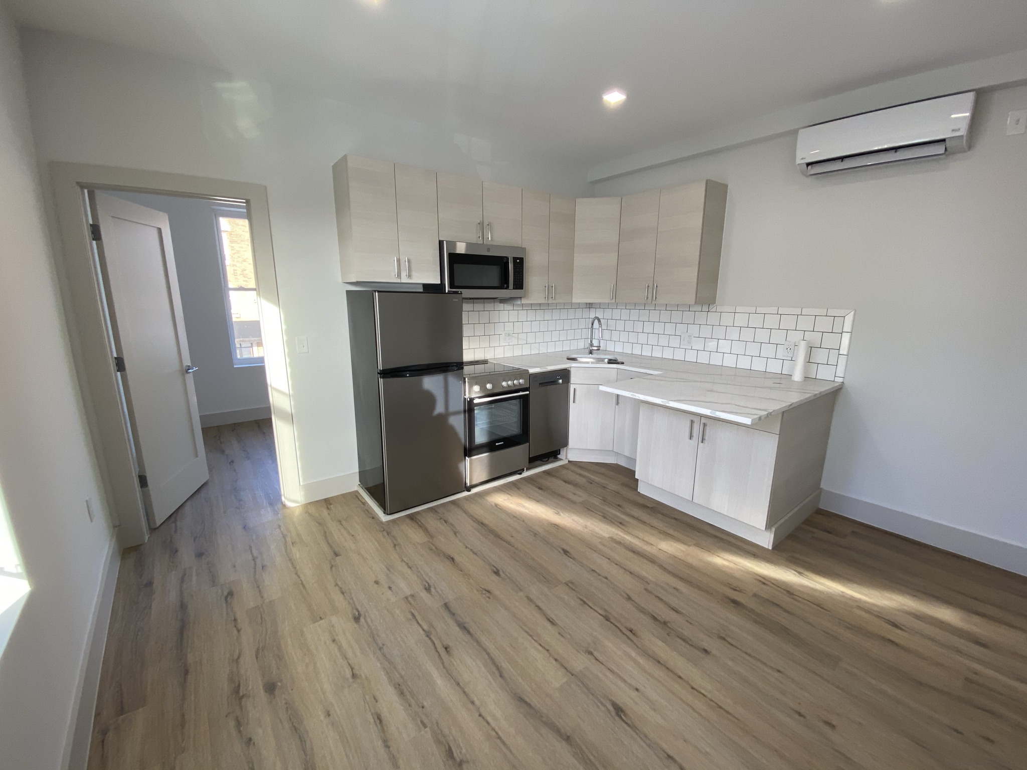558 Main Street 2A